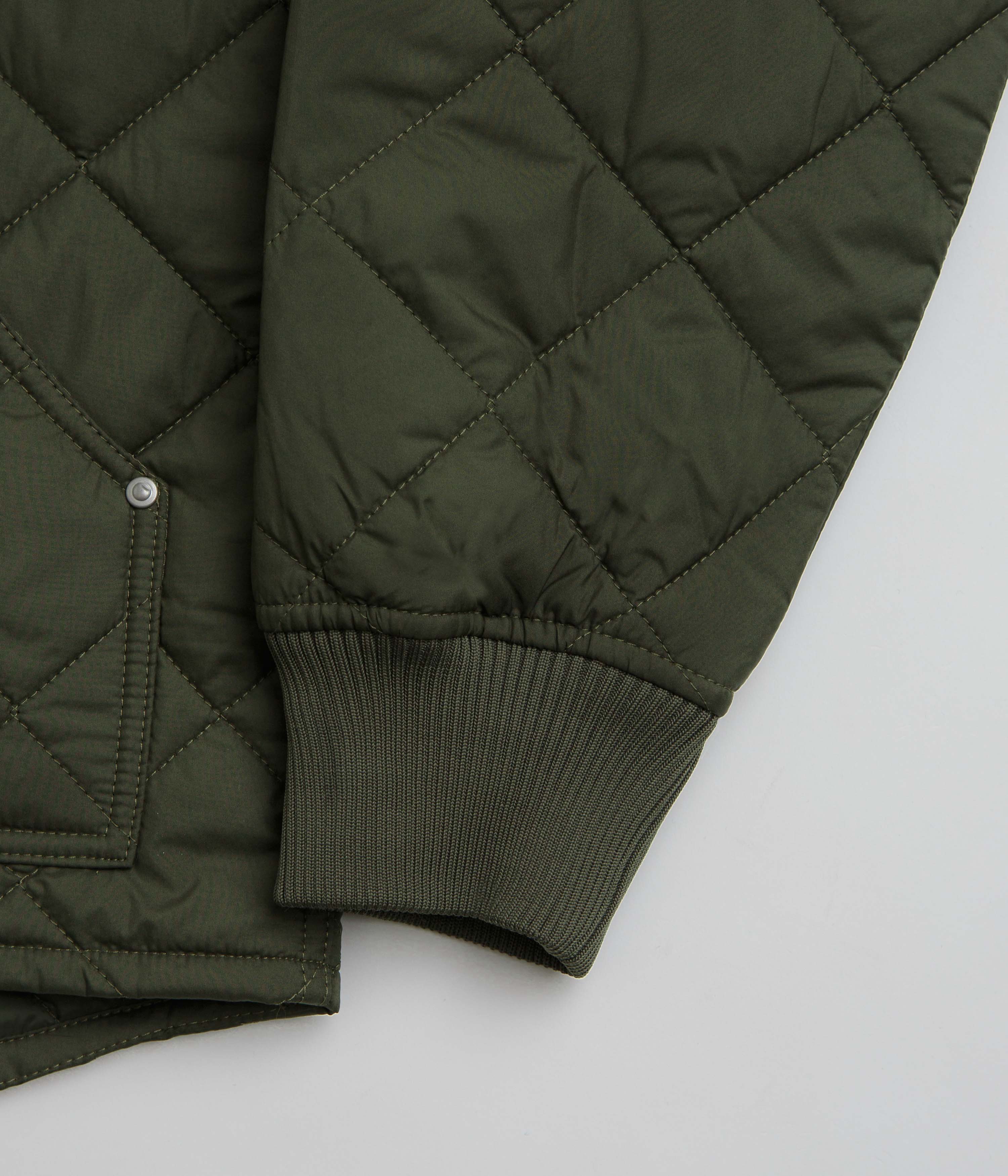 Carhartt Myton Office Green Liner Fleece - A Durable Style Essential