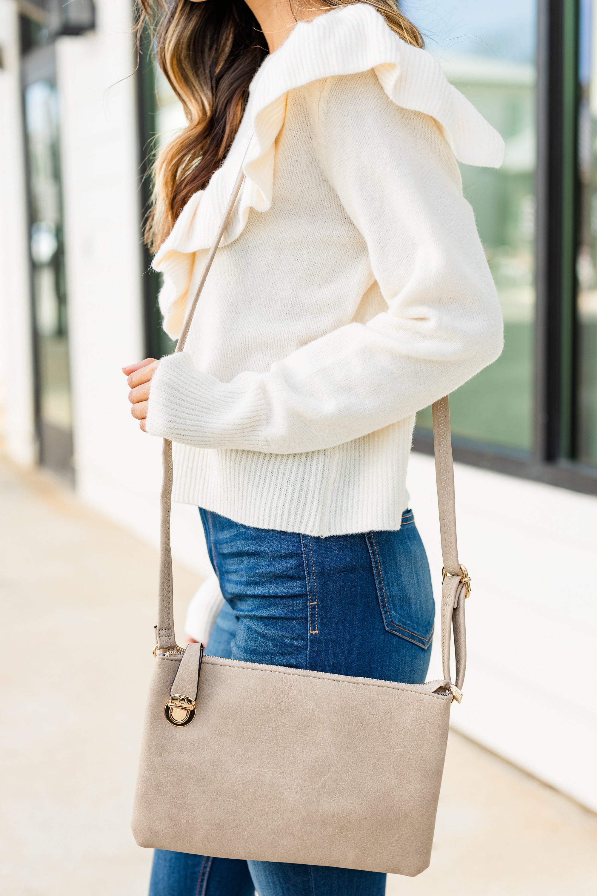 Stunning All In Favor Sand Brown Purse - A Must-Have!