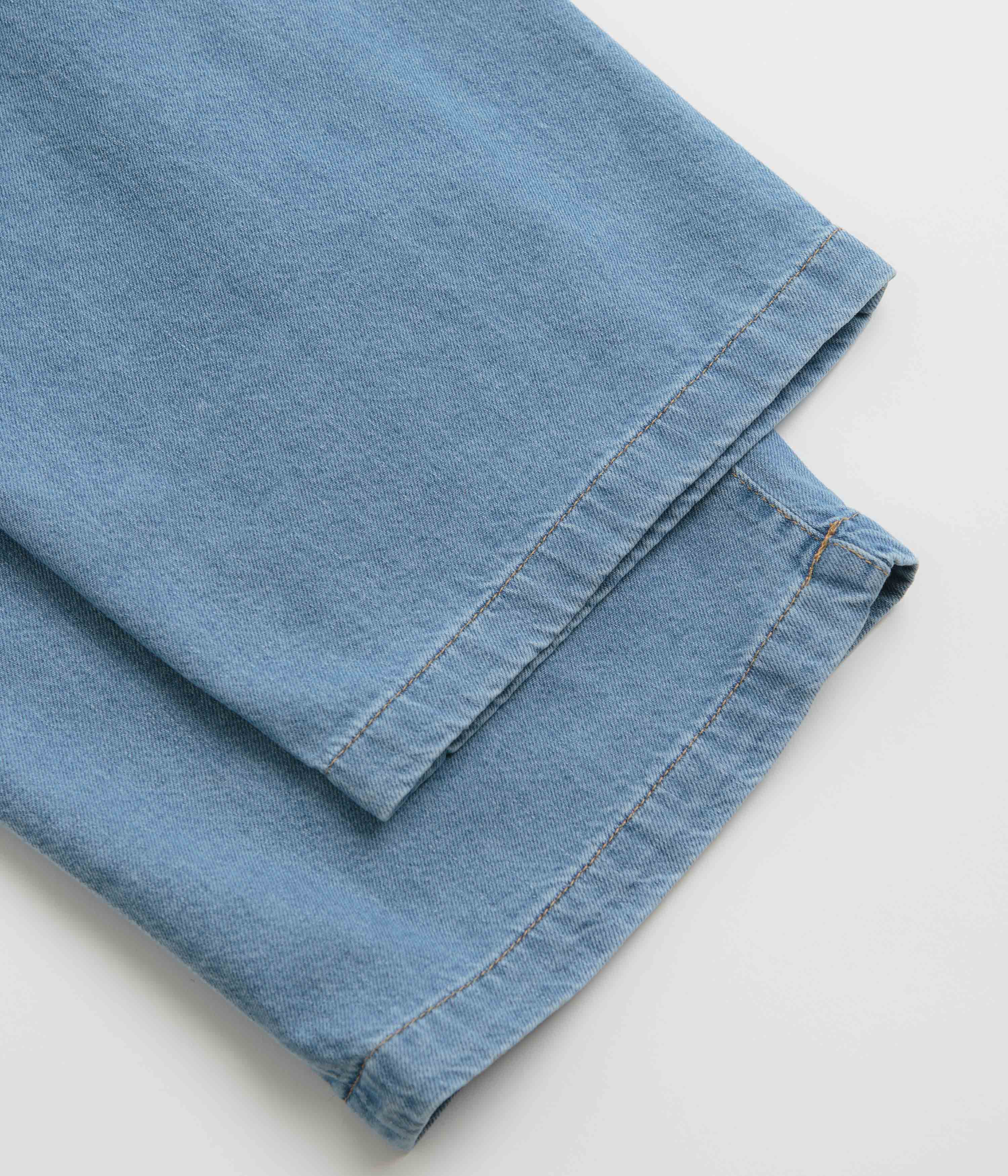 Carhartt Lucas Blue Bleached Pants - A Must-Have!