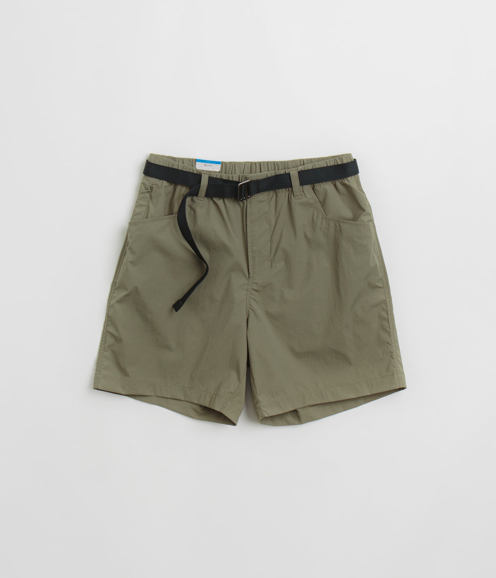 Columbia Sharpe Canyon Stone Green Shorts - Stay Cool and Protected!