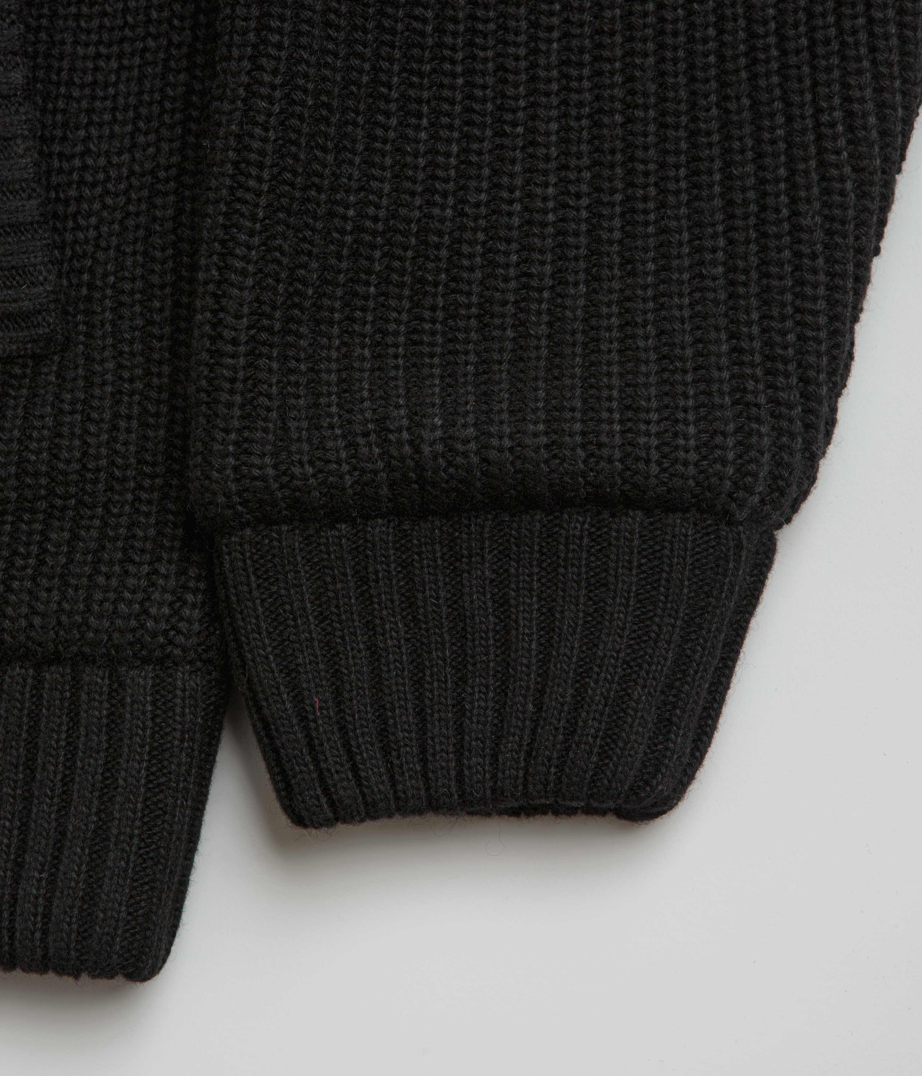 Carhartt Banley Black Sweater Jacket - A Timeless Workwear Essential