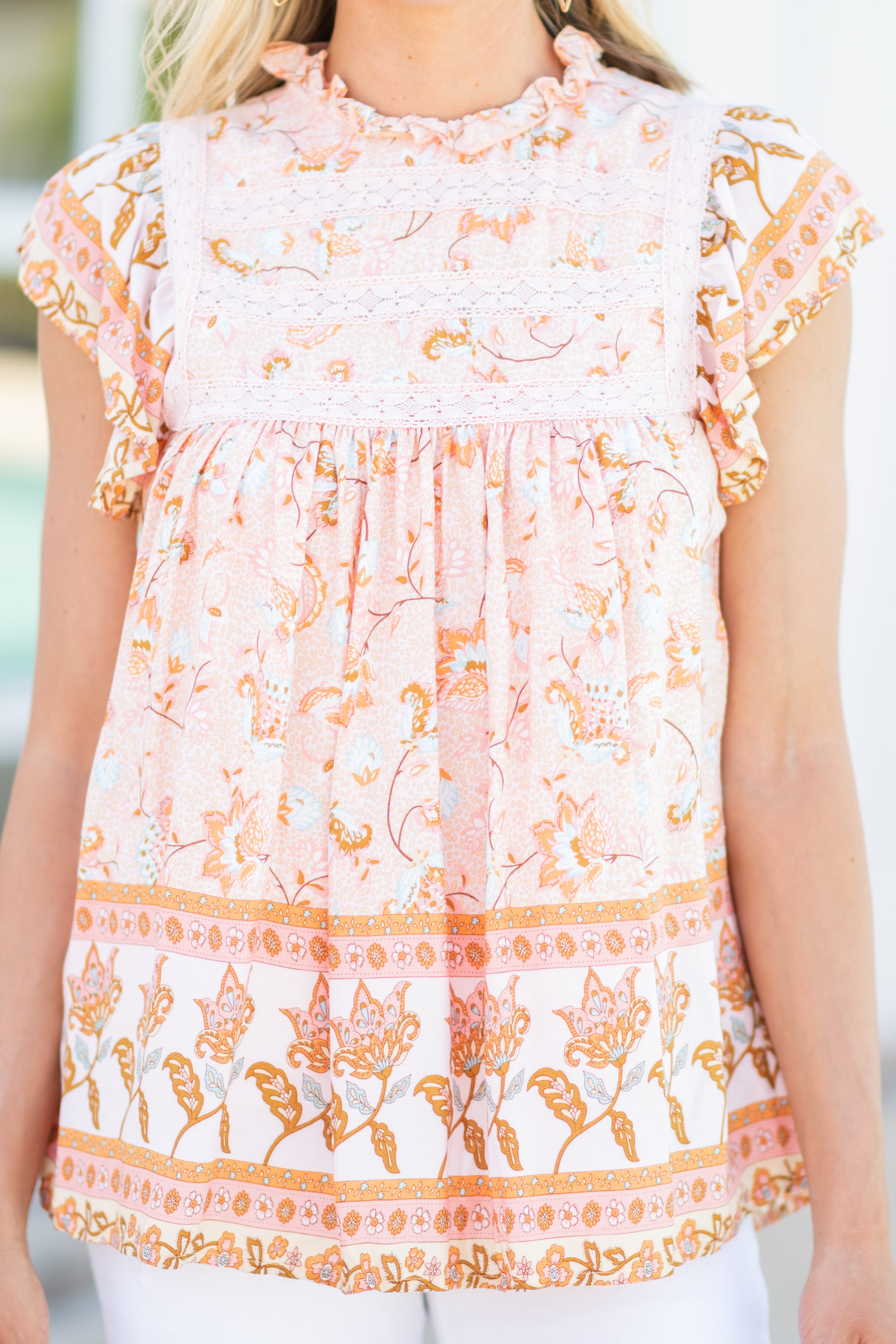Gorgeous All-In-A-Day Salmon Pink Floral Tank - A Must-Have!
