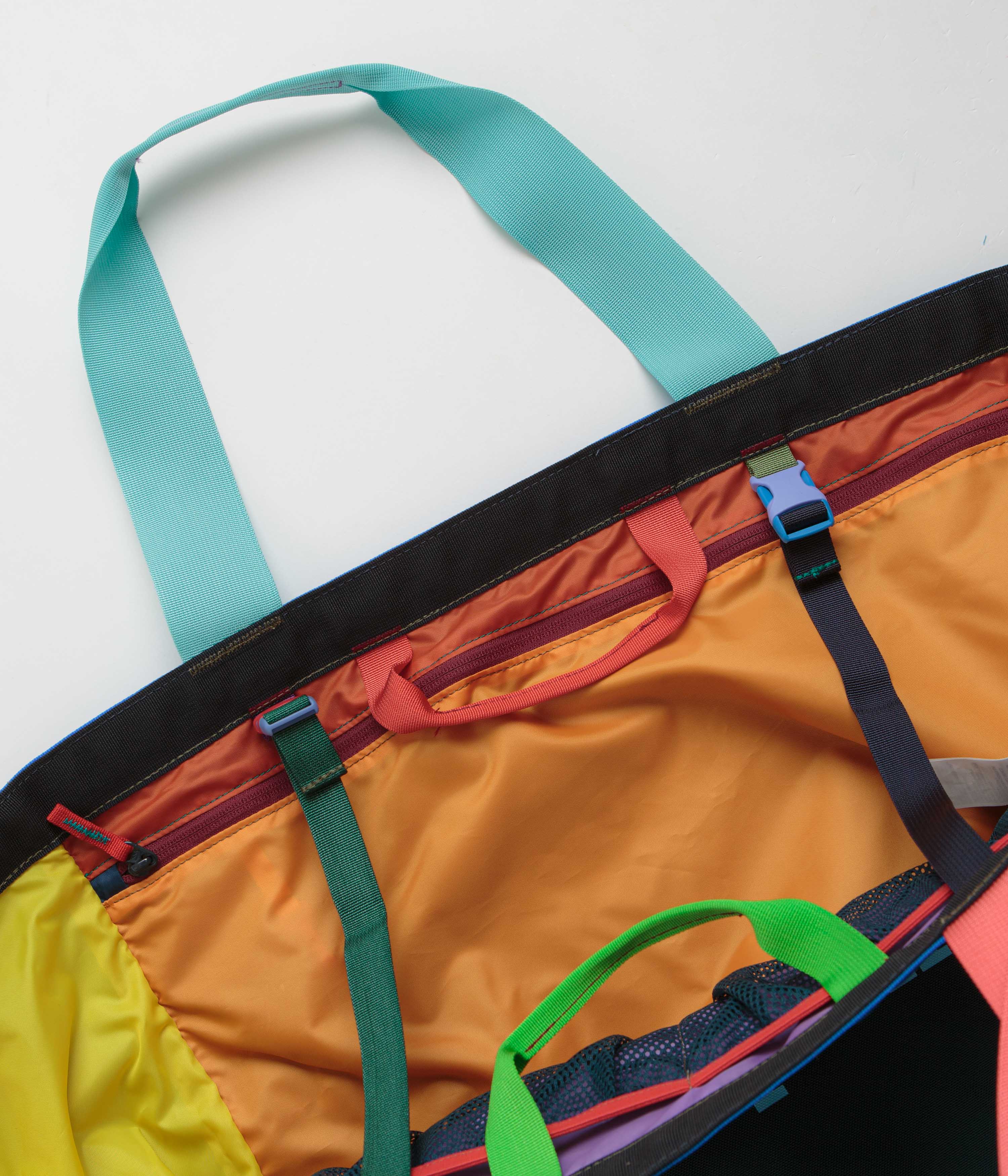 Cotopaxi Allpa 60L Del Dia Gear Hauler Tote Bag - A One-of-a-Kind Travel Essential