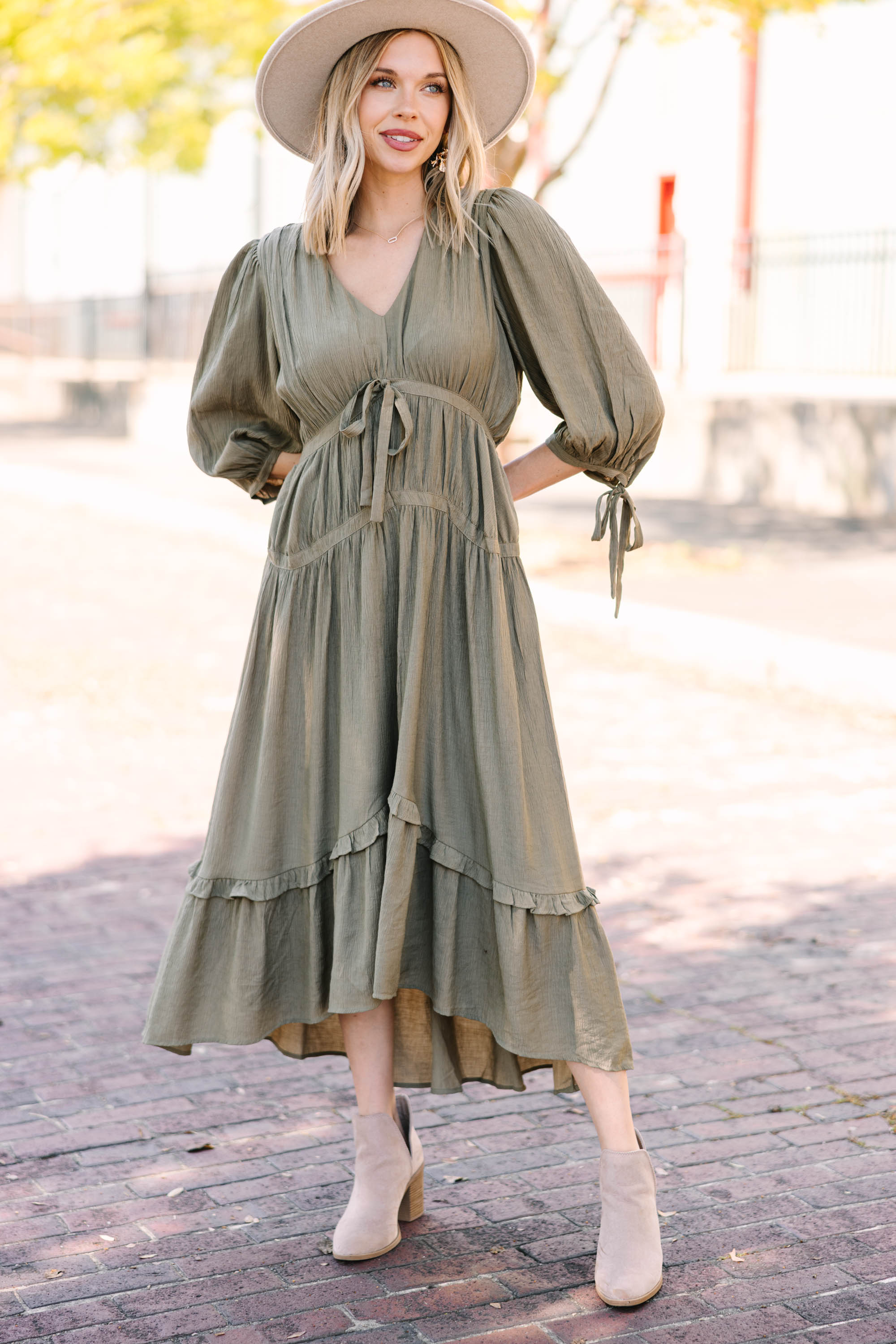 Gorgeous Vintage Olive Green Midi Dress - Be Your Fashion Icon!
