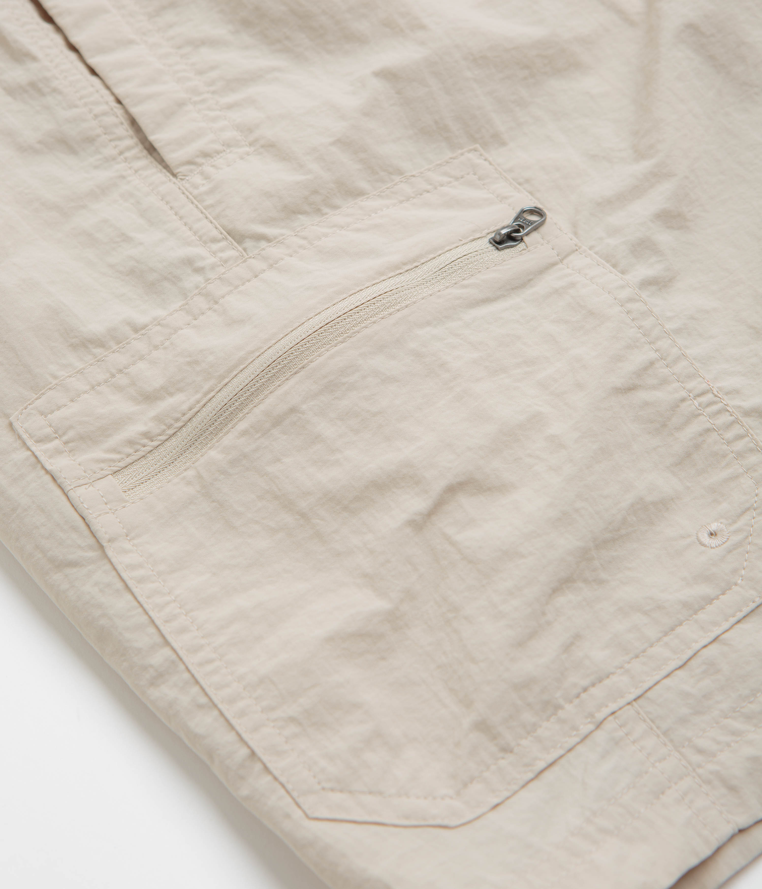 Columbia Mountaindale Cargo Shorts - Dark Stone: The Ultimate Outdoor Essential