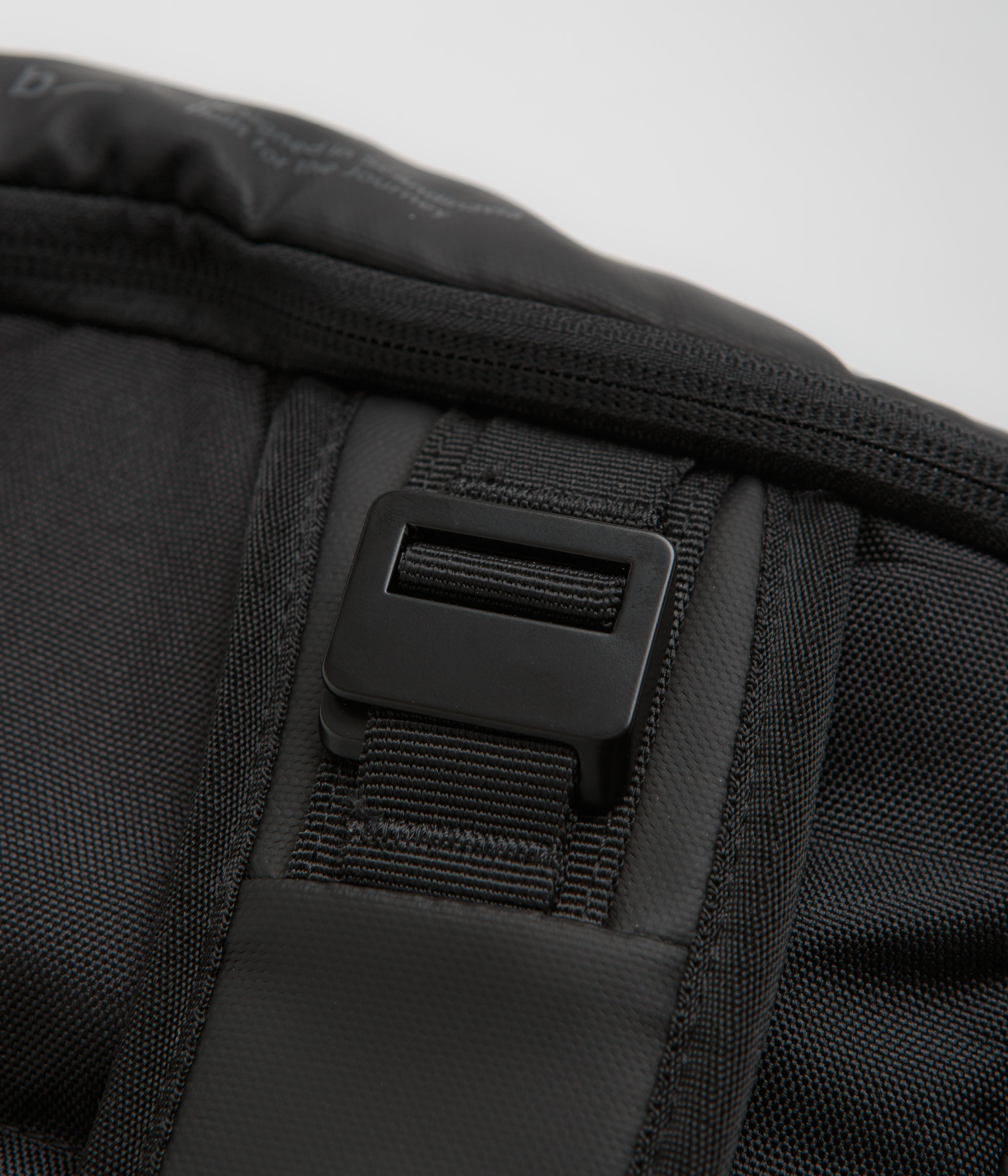D_b_ Roamer 25L Black Out Duffel Pack - Your Ultimate Travel Companion